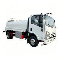 Camion-citerne multifonctionnel Isuzu de 10 m³ pour le pulvérisation d'eau et le balayage routier
