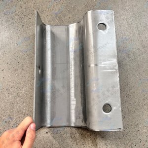 Macchinario per Formatura a Freddo di Barriere Stradali a Due Onde, Linea di Produzione per <span class=keywords><strong>Guardrail</strong></span> Autostradali - Product Image 5