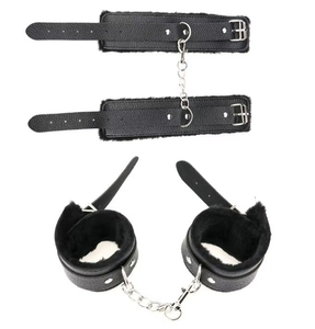 Coupleur de poignet en peluche à sangle, bracelet de bondage en fourrure douce, coupleur de chaîne de retenue réglable pour jeux de rôle - Product Image 4