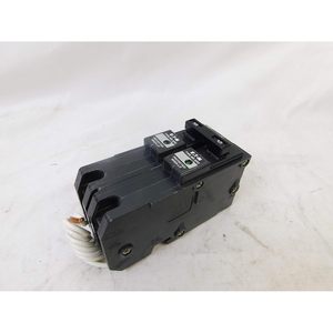 เบรกเกอร์แบบสองขั้ว Eaton 30 แอมป์ ป้องกันไฟฟ้ารั่ว ป้องกันไฟฟ้าลัดวงจร ติดตั้งบนแผง - Product Image 1