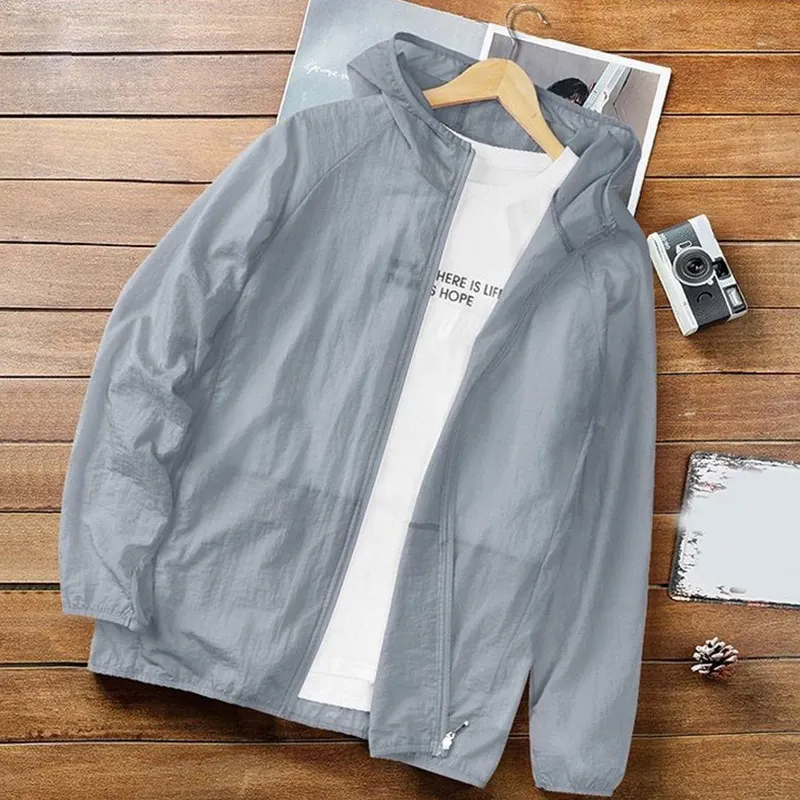 Seção fina masculina montando protetor solar respirável jaqueta solta com capuz Anti-uv Quick Dry Ice Jacket Casual Zipper exterior com capuz