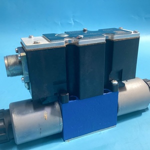 Original R901160386 4WRAE6E1-30-2X/G24K31/F1V แบบสัดส่วนพร้อมอุปกรณ์อิเล็กทรอนิกส์ในตัว มีสินค้าในสต็อก - Product Image 1