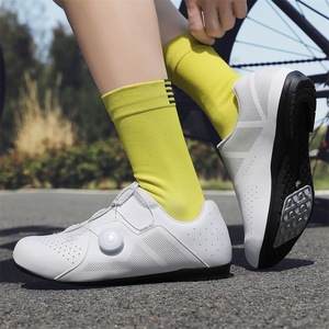 Chaussures de cyclisme transfrontalières pour hommes et femmes, légères, respirantes, à semelle rigide, pour vélo de route, à clips - Product Image 2