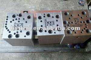 <span class=keywords><strong>Hubei</strong></span> <span class=keywords><strong>Huangshi</strong></span> UPVC Profil Extrusion Moule PVC Électroménager En Plastique Extrusion Machine-Outil Moulage - Product Image 4