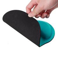 Accessoires informatiques, faible MOQ, couleur unie, logo personnalisé, design anime et dessin animé, tapis de souris gaming en EVA avec repose-poignet, en stock
