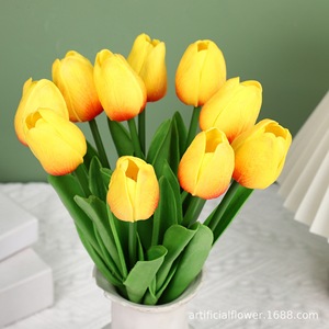 ดอกทิวลิปประดิษฐ์สีแดงพระอาทิตย์ตก สีเหลืองส้มไล่เฉด ผ้าไหมตกแต่งบ้าน ของตกแต่งงานแต่งงาน ชุด 10 ชิ้น - Product Image 1