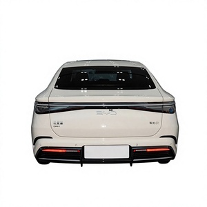 Voiture électrique berline BYD 5 places, phares LED, toit ouvrant panoramique, traction avant, pneus R17, batterie lithium 110 kWh, 250-300 ch, 501-600 km d'autonomie - Product Image 2