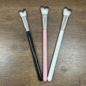 Brosse nettoyante pour les yeux sensibles, <span class=keywords><strong>prix</strong></span> de gros, noire, en microfibre, mousse nettoyante pour les cils, brosses pour le lavage des cils - Product Image 1