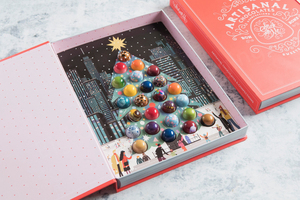 Fantaisie Arbre De Noël Conception Chocolat Truffes Boîtes D'emballage En Papier Logo Personnalisé Forme De Livre 25 Cavité Chocolat Bonbon Boîte-Cadeau - Product Image 2