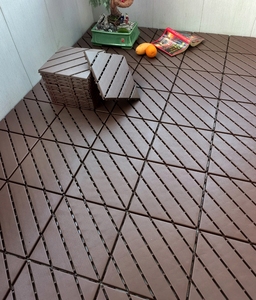 Dalles de sol extérieures en plastique PP à emboîtement, motif diagonale couleur café, 6 pièces/unité, 30*30*2cm, pour cour et terrasse - Product Image 5