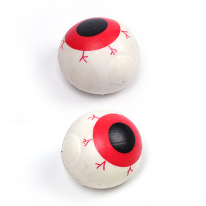 Pelota de Agua TPR Promocional de Bajo Precio, Pelota Antiestrés con Ojos Pegajosos y Divertidos - Product Image 1