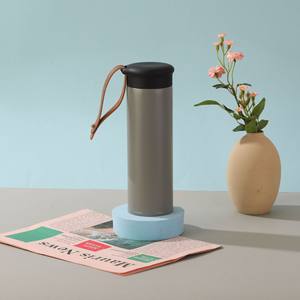 Gourde isotherme portable en acier inoxydable 304, personnalisable. - Product Image 2