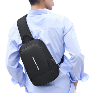Bolso Bandolera Deportivo Casual para Exteriores, Antirrobo, de Poliéster Impermeable, con Cierre, para Teléfono Celular, USB, Personalizado para Hombre - Product Image 3