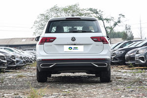 En stock Volkswagenn para <span class=keywords><strong>Tiguan</strong></span> L 2024 Pro 330tsi 5-Seat SUV 2,0 T Motores de gasolina Ofertas especiales en Intelligent Edition - Product Image 6