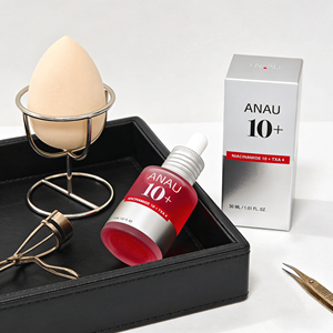 Toptan satış |   Özel Marka |   30 ml Yüz Serumu |   %10 Niasinamid ve %4 TXA |   Koyu Leke Tedavisi |   Hyaluronik Asit ile |   Evde Kullanım - Product Image 5