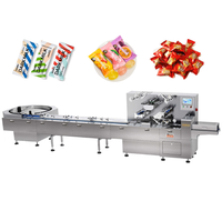 Automatische voedings- en verpakkingsmachine voor snoep, chocolade repen, kussenverpakkingen, harde snoepjes en lolly's.