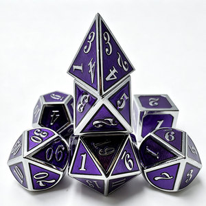 Jeu de dés en métal 7 pièces (D20, D12, D10, D8, D6, D4) pour jeux de rôle (Dungeons & Dragons, TTRPG) - Product Image 2