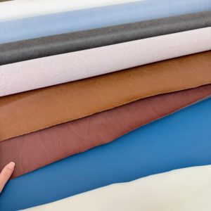 Tela resistente a las manchas, cuero sintético con textura, textiles para el hogar, autoadhesivo, cuero sintético de PVC con base de PU, resistente a cuatro agentes. - Product Image 2