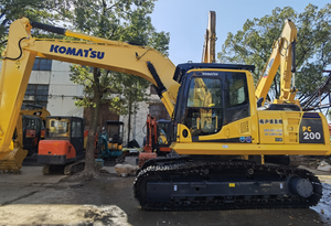 Maquinaria agrícola de alto rendimiento, excavadora usada, excavadora de Komatsu usada en Japón, excavadora usada en el exterior, hecha en el país del norte del Este - Product Image 4
