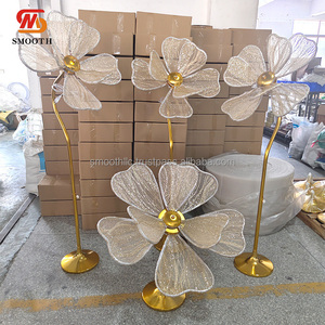 ชุดไฟ LED ประดับดอกไม้สีทองสำหรับทางเดินในงานแต่งงานแบบเรียบสำหรับตกแต่งทางเดินและทางเข้า - Product Image 3