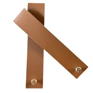 Simple and stylish PU leather nameplate <b>hooks</b>, suitable for weddings, birthday parties, and anniversaries. - Product Image 5