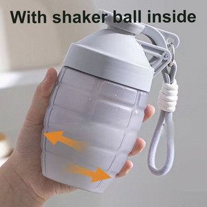 Bouteille de shaker de protéines de 600ml avec conception de forme unique pour mélanger facilement la bouteille d'eau de sport de gymnastique - Product Image 4
