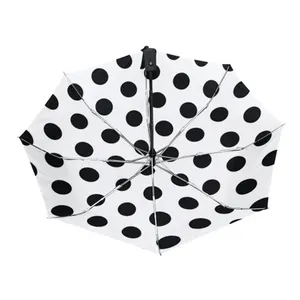 黑色和白色圆点自动折叠伞为女士