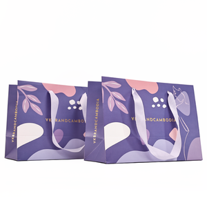 Bolsa de papel con asa de lujo personalizada, venta al por mayor, regalo de compras, bolsas para pequeñas empresas, tienda minorista para ropa, bolsa de papel artística con cinta - Product Image 2