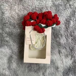 Manta de punto con diseño de rosas, regalo para niñas, con estampado floral, de poliéster, lavable a mano, regalo de cumpleaños - Product Image 1
