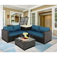 Conjunto de Sofá Seccional de Mimbre PE con Caja de Almacenamiento y Mesa con Tapa de Cristal para Balcón, Jardín y Patio
