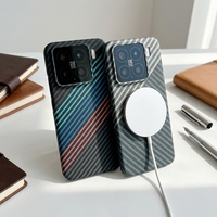 Carcasa Magnética Mate con Diseño de Fibra de Carbono para 15/14 Pro/13 Ultra, Diseño Animal, Resistente a Caídas y Rayones