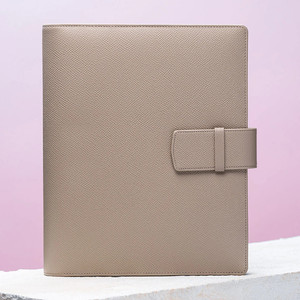 Agenda Personalizada de Cuero PU A5 con Anillas Doradas, Cuaderno de Hojas Sueltas con Páginas Recargables, Organizador - Product Image 1
