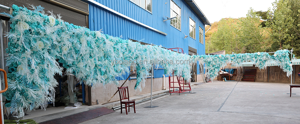 Fleurs suspendues au plafond 10 #