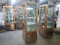 Vente chaude Ventilateur Autoportant Refroidissement Réfrigéré Rotatif Gâteau Vitrines Armoire Refroidisseur Refroidisseur Gâteau Vitrine Réfrigérateur