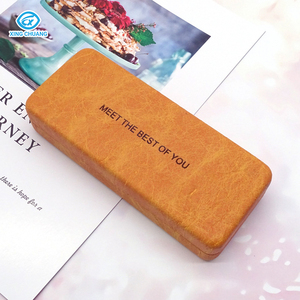 Estuche rígido óptico de cuero de alta calidad para <span class=keywords><strong>gafas</strong></span> de sol de <span class=keywords><strong>mujer</strong></span> con logotipo personalizado Estuche para <span class=keywords><strong>gafas</strong></span> de sol antipresión con forma rectangular portátil - Product Image 4