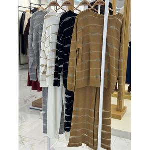 Ensemble de pulls en tricot pour femmes Ellery 9970, imprimé pailleté, tissu tricoté anti-boulochage - Product Image 2