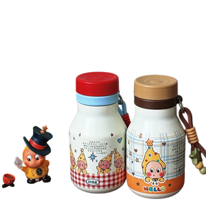 Borraccia Termica Kawaii a Forma di Stella da 480ml, Bicchiere con Stampa 'HELLO' <span class=keywords><strong>e</strong></span> 'STAR' con Cinturino da Trasporto - Product Image 1