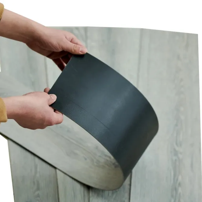 Holzmaserung Marmormaserungsplatten Klebeblech 1,2 mm bis 3 mm beliebte Dicke einfache Installation Luxus-Vinyl-Kunststoff-PvC-Bodenbelag