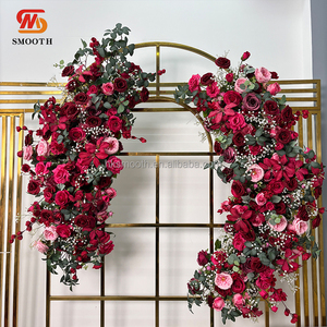 Nouveau design élégant de guirlande florale rouge bordeaux courbée pour la décoration d'arche de toile de fond pour événements de mariage - Product Image 1