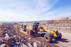 Xcm g GR5505 Motor Grader with Cheap Price for Sale - Product Image 3