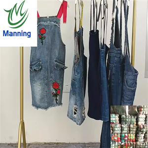 Vestido usado Manning, venta al por mayor, Falda vaquera con <span class=keywords><strong>tirantes</strong></span> de segunda mano para mujer, ropa usada de origen, ropa usada, vestido usado, fardos para mujer - Product Image 2