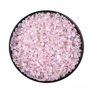 Vente en gros de copeaux de quartz rose de Madagascar polis, perles de pierres précieuses naturelles, gravier de cristal de guérison, Reiki, Feng Shui, respectueux de l'environnement - Product Image 1