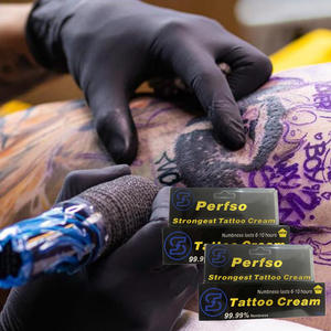 Crème hydratante et nourrissante pour la protection de la peau après tatouage, réparation permanente - Product Image 1