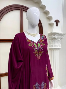 Ensemble salwar kameez de qualité supérieure avec dupatta pour femmes, vêtements ethniques, robe de mariage et de fête, disponible au meilleur prix - Product Image 1