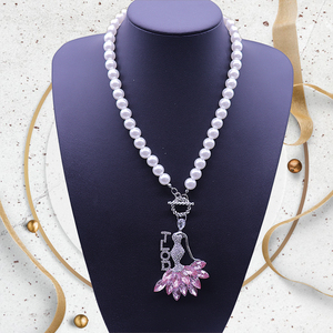 Premium kwaliteit schattige top dames van onderscheid symbool kristal dame charmes maken van sorority TLOD parel choker ketting - Product Image 4