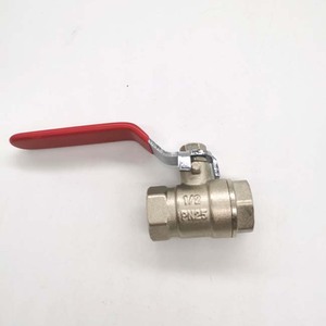 Valvola a sfera in ottone di buona qualità con manico lungo in alluminio per l'applicazione dell'acqua - Product Image 6