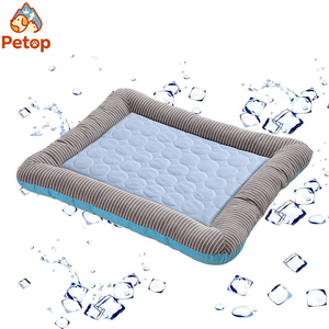 Tapis rafraîchissant pour animaux de compagnie Petop en gros – Tapis auto-refroidissant pour chiens et chats en tissu de soie glacée, antidérapant et imperméable, pour soulager la chaleur estivale - Product Image 1
