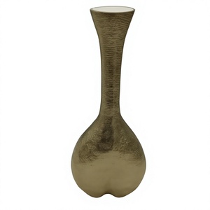 Vases en aluminium faits à la main, finition dorée, style moderne, plantes artificielles, pot de fleurs, décoration de luxe pour la maison, fournitures pour événements de mariage - Product Image 1