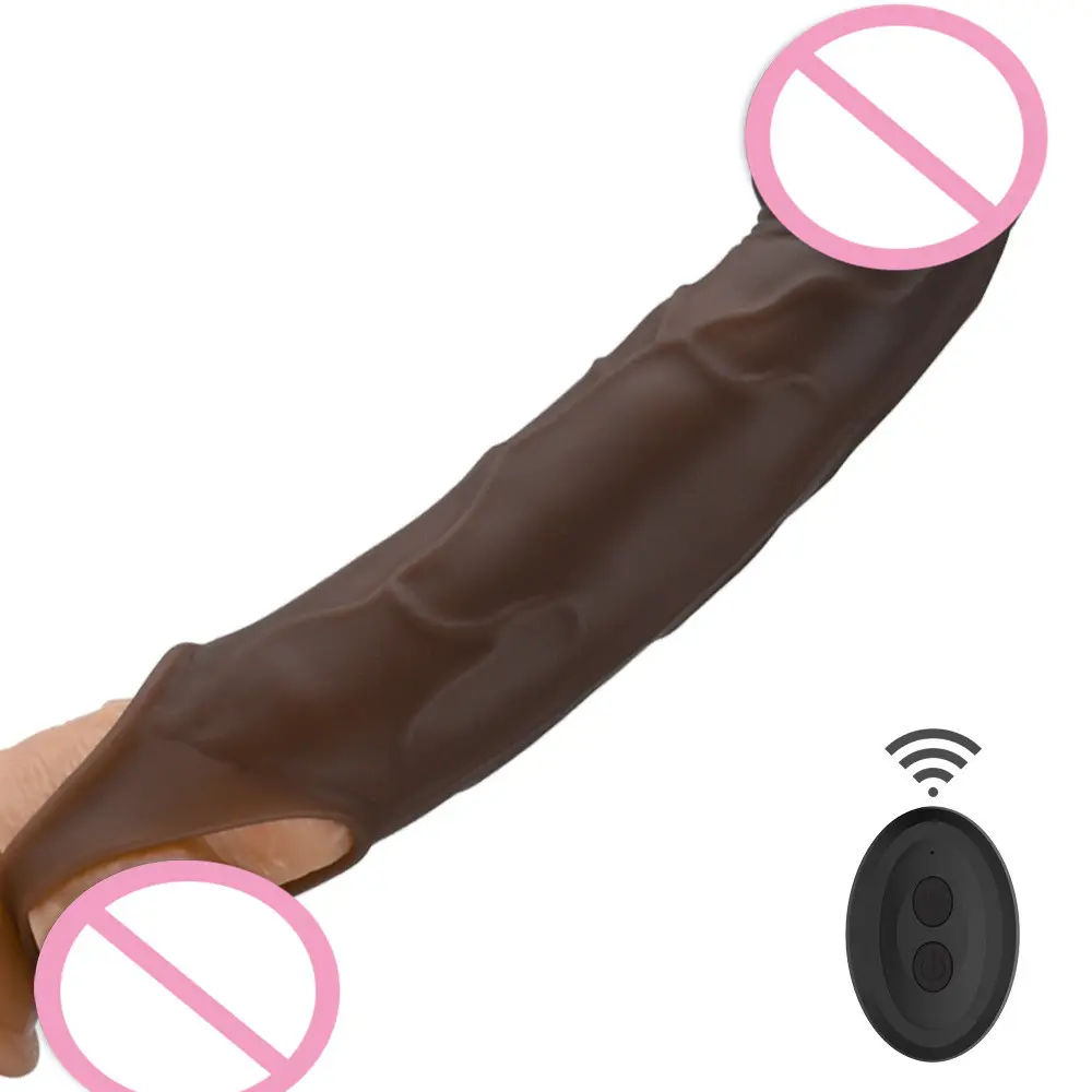 पुरुष और महिला द्वारा साझा किया गया फ़्लर्टिंग योनि मसाज वैंड को उत्तेजित करता है, रिमोट कंट्रोल वाइब्रेशन पेनिस स्लीव पहने हुए सेक्स टॉयज़