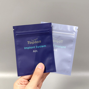 Sachets plats personnalisés en aluminium pour pilules, vitamines, capsules, emballage à fermeture éclair à trois côtés, sachets en mylar à fermeture éclair - Product Image 2